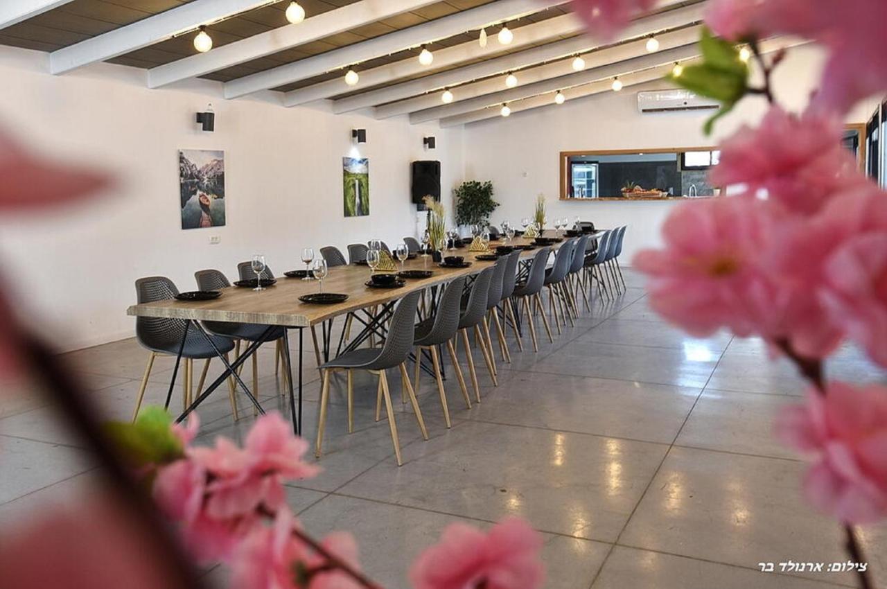 אוטופיה בצפון - מתחם אירוח מפואר Hotell Shahar Eksteriør bilde