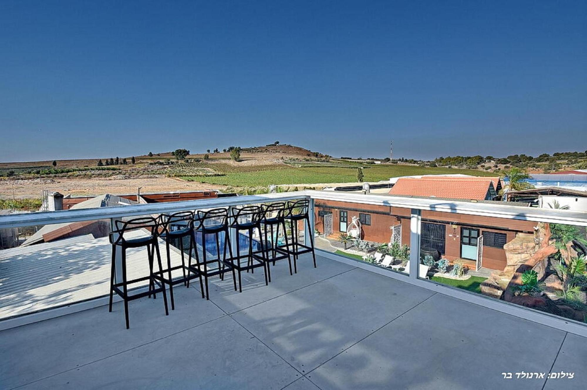 אוטופיה בצפון - מתחם אירוח מפואר Hotell Shahar Eksteriør bilde