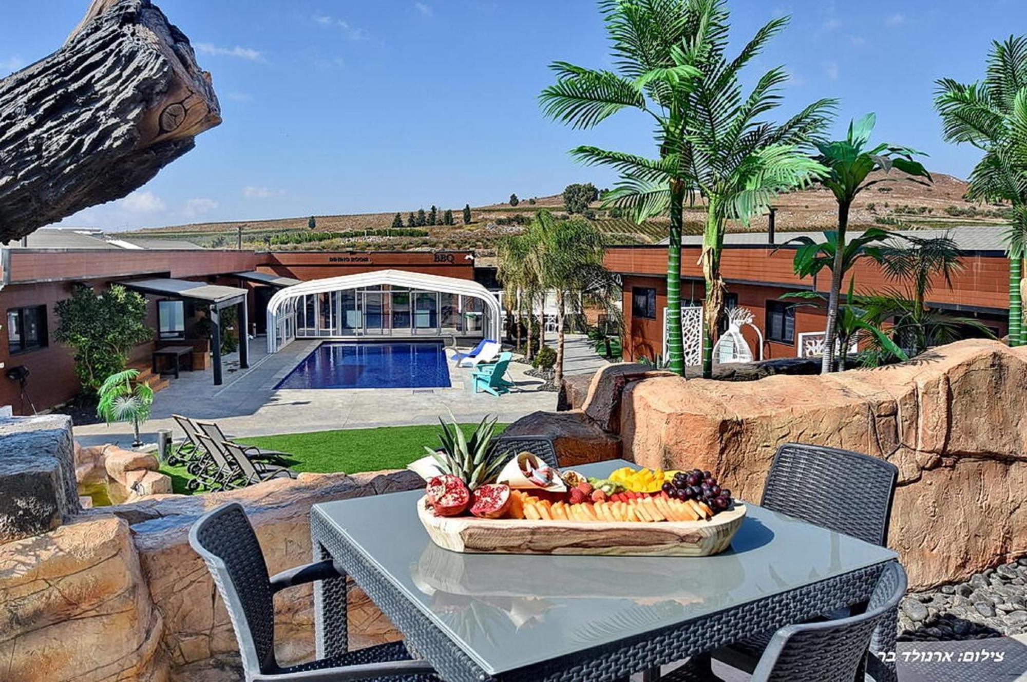 אוטופיה בצפון - מתחם אירוח מפואר Hotell Shahar Eksteriør bilde