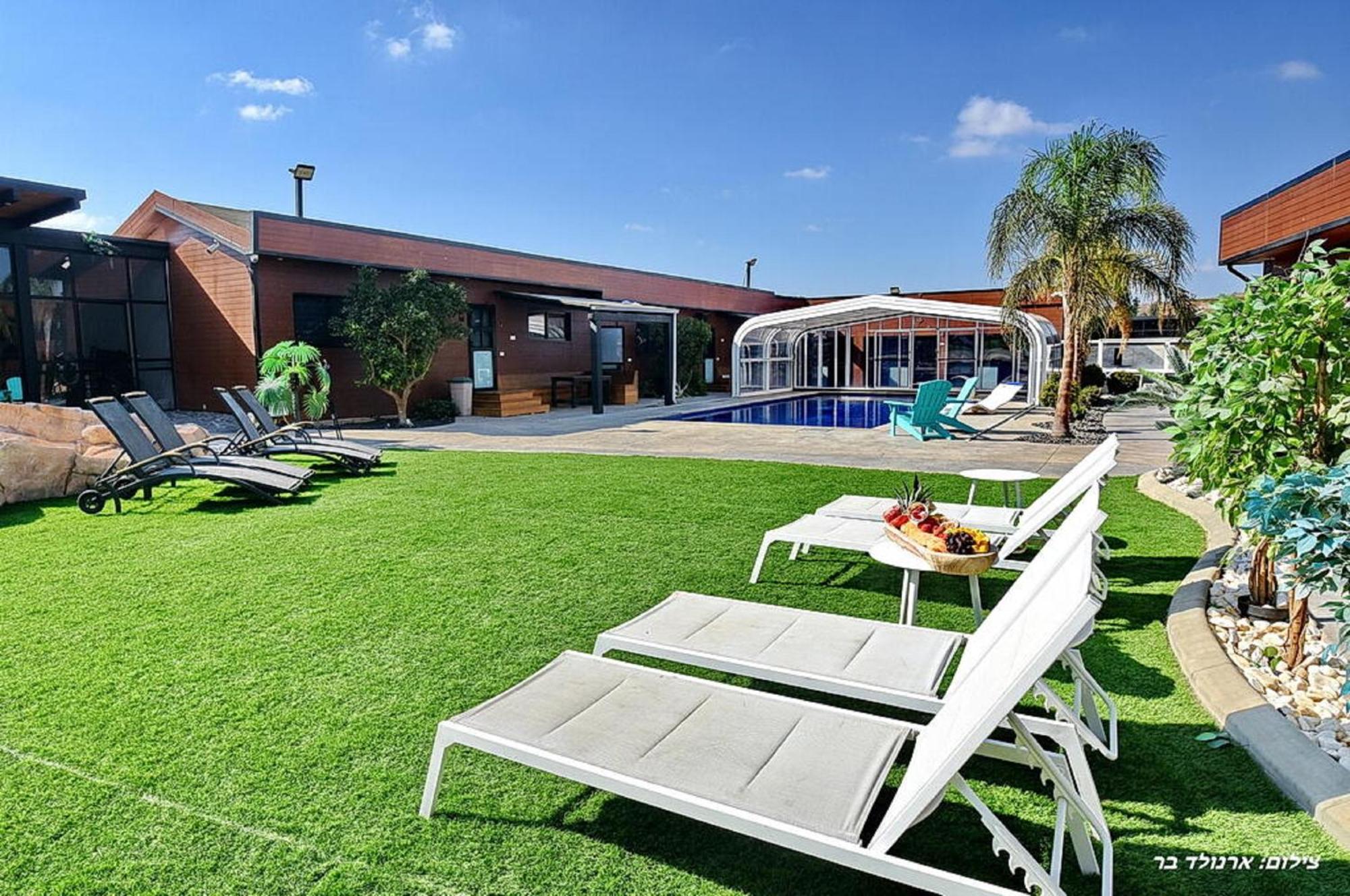 אוטופיה בצפון - מתחם אירוח מפואר Hotell Shahar Eksteriør bilde