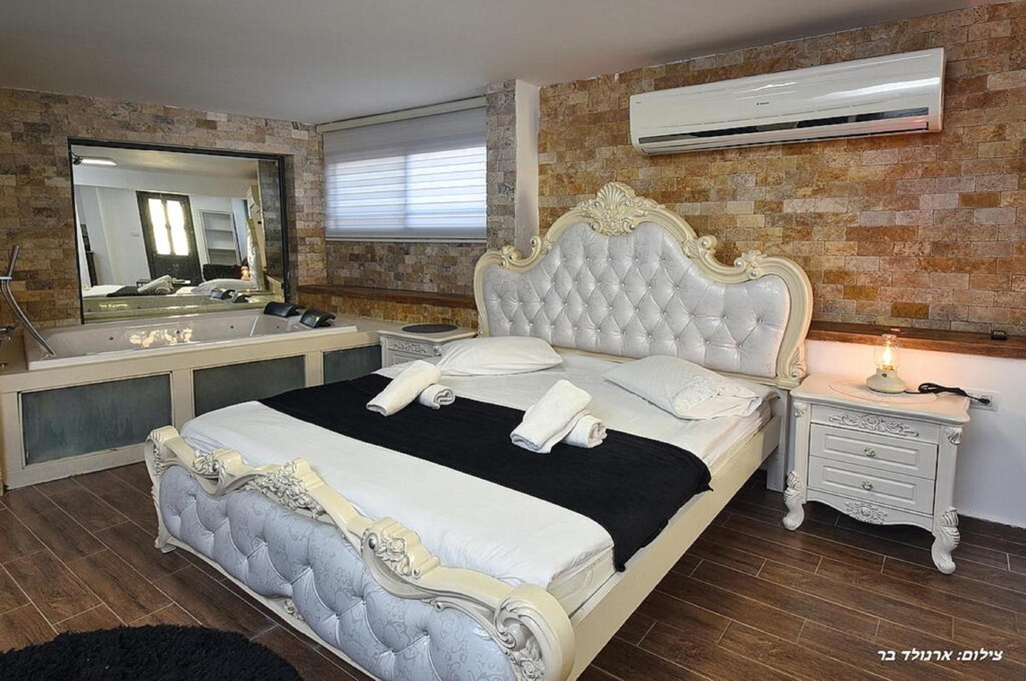 אוטופיה בצפון - מתחם אירוח מפואר Hotell Shahar Eksteriør bilde